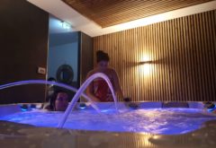 Gîte  - Piscine et spa - spa de nuit