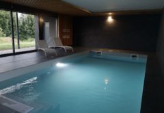 Gîte  - Piscine et spa - La piscine de jour